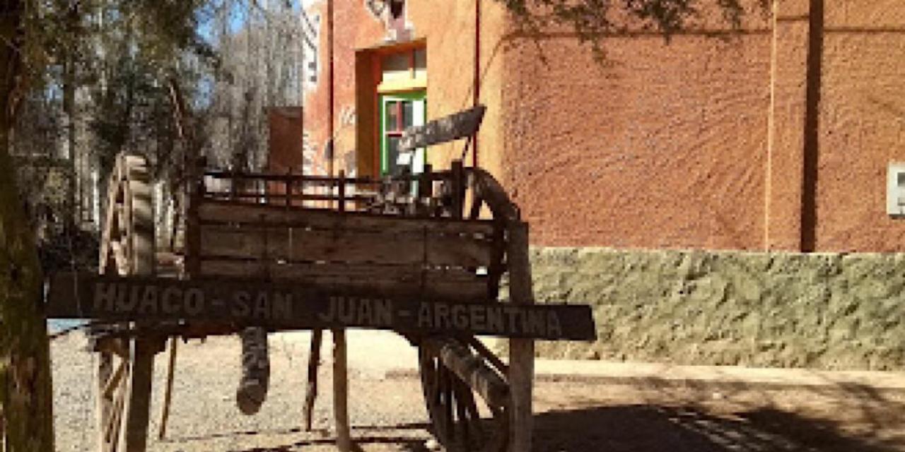Hosteria Huaco Hotel Exterior foto